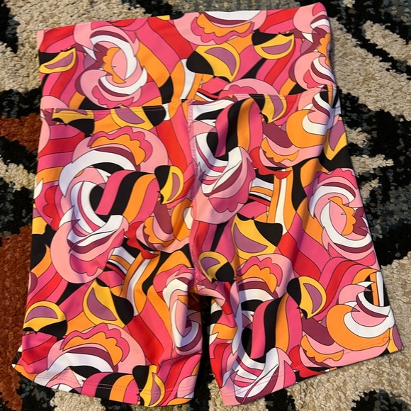 Size Large Beach Riot Athletic Shorts - Picture 3 of 7